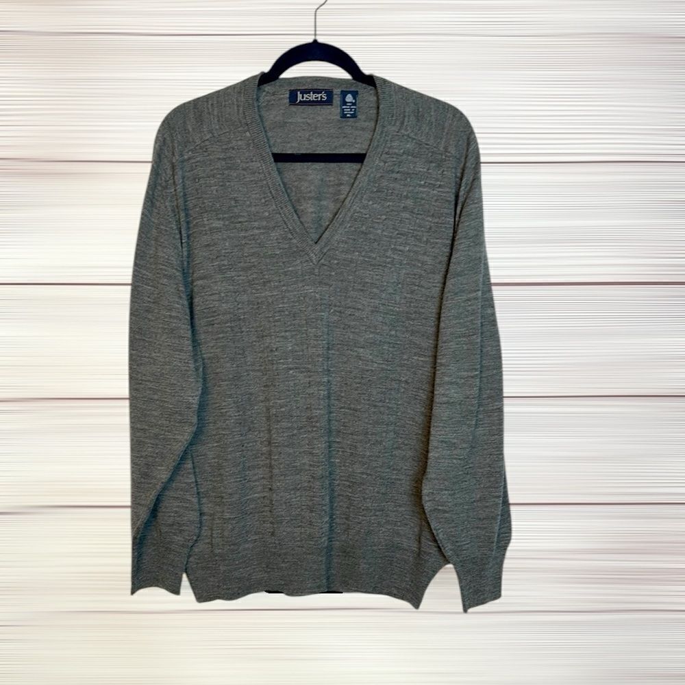 NWOT Juster’s Merino Wool Gray Sweater Pullover V-neck Lightweight Uruguay XL